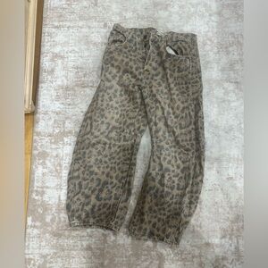 WE THE FREE GOOD LUCK PRINTED BARREL JEANS